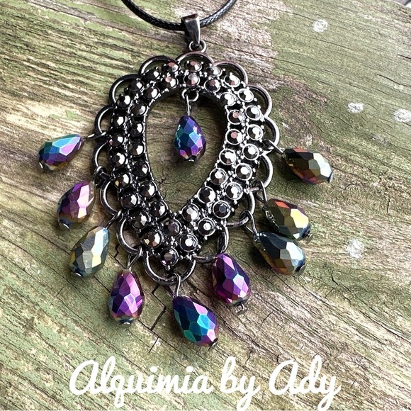 Alquimia Purple and Blue Necklace with Intricate Pendant aurora borealis - Picture 2 of 2